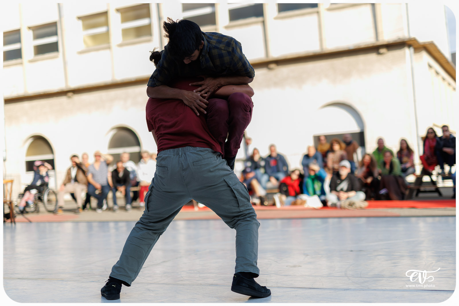 NO MAN'S LAND (CIE DARUMA)